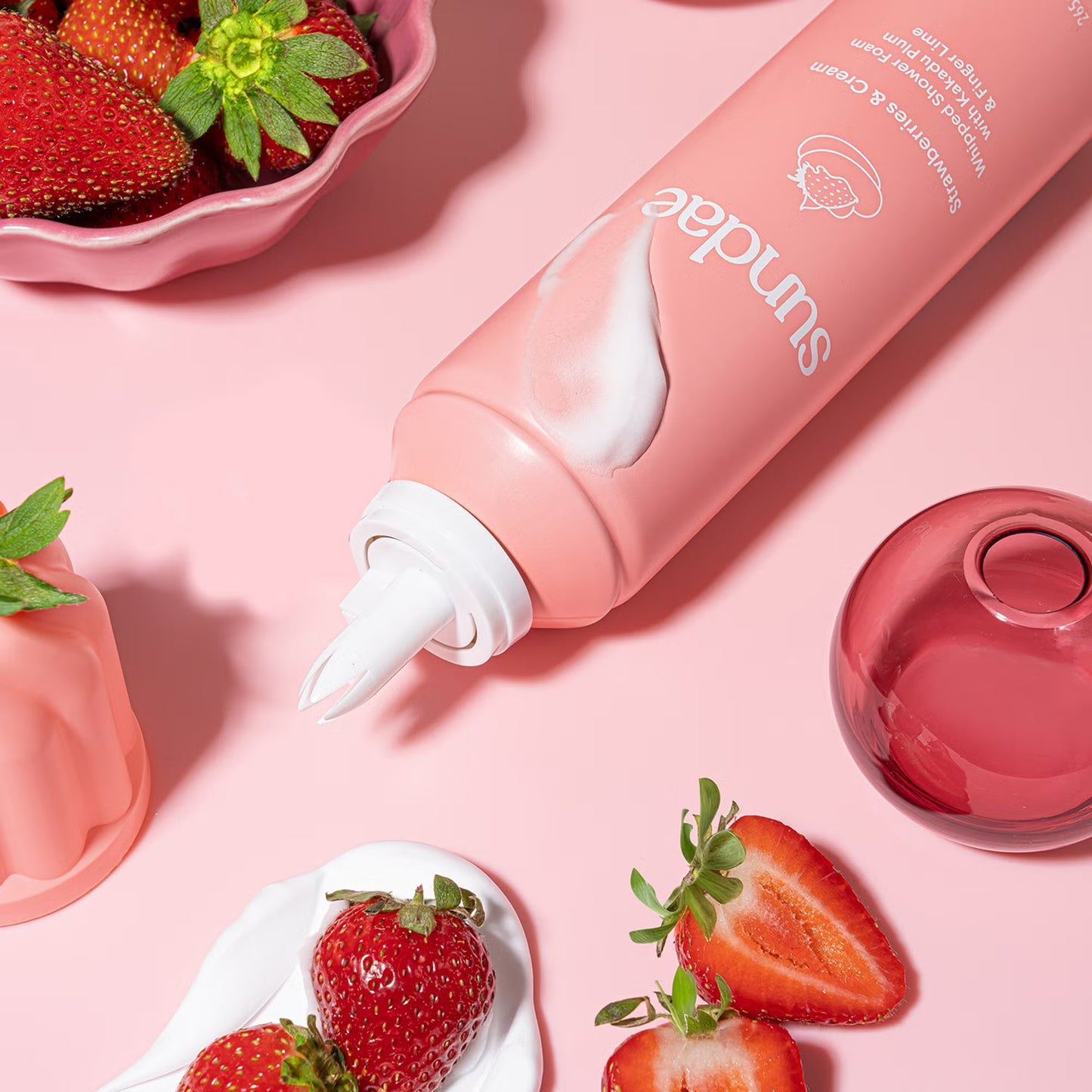 Sundae Body Strawberries & Cream Whipped Shower Foam with Kakadu Plum & Finger Lime 265ml